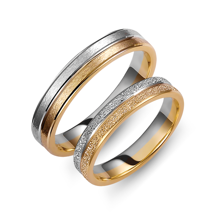 Double wedding Rings with grained edges and Diamonds